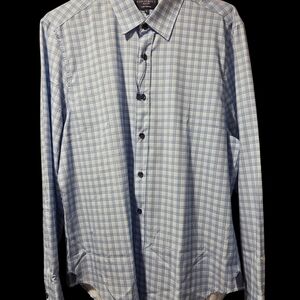 Men's Light Blue Plaid Button Down Shirt